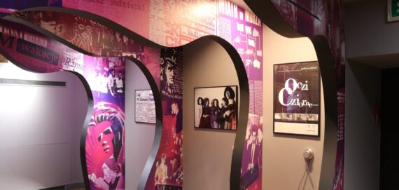 Muzeum Polskiego Rocka – wykonanie elementów ekspozycji
